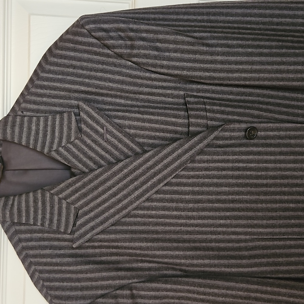 Men's suit